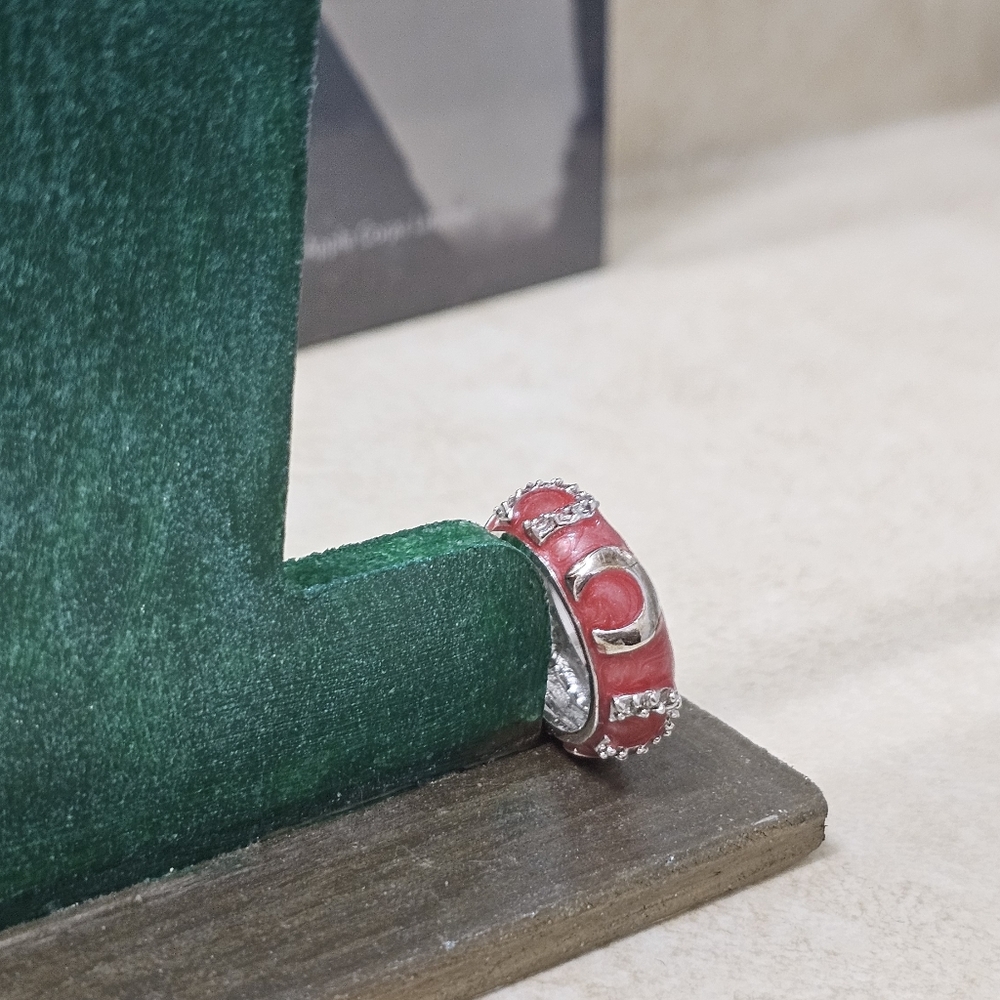 Rhodium Plated Silver & Coral Fashion Ring- NWOT - Picture 4 of 6